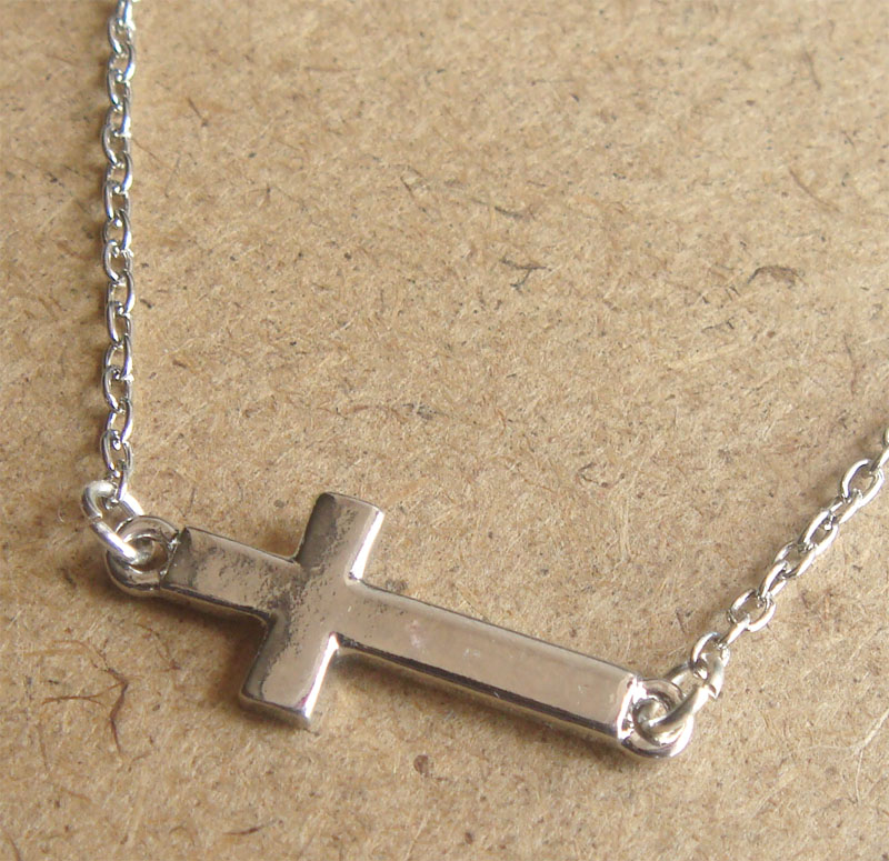 Cross Chain Necklace, Simple Everyday Jewelry, Elegant gift, Bridesmaid Gift, Bridal Wedding Jewelry